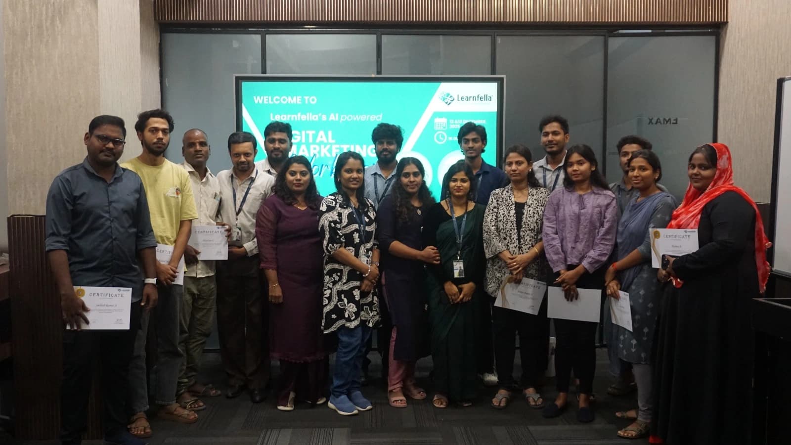 Learnfella digital marketing course batch Chennai group photo with students holding certificates after course completion